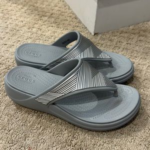 Croc’s | Women’s Dual Comfort Sandals